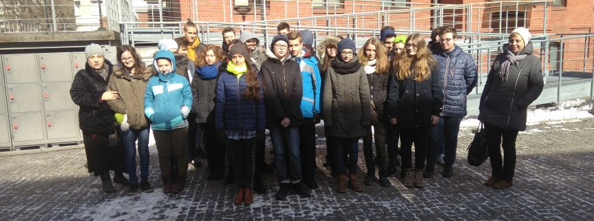 19.03. 2017 r. – lekcja muzealna pt. „Barwa i broń” w Muzeum Powstania Warszawskiego dla klasy II i III gimnazjum